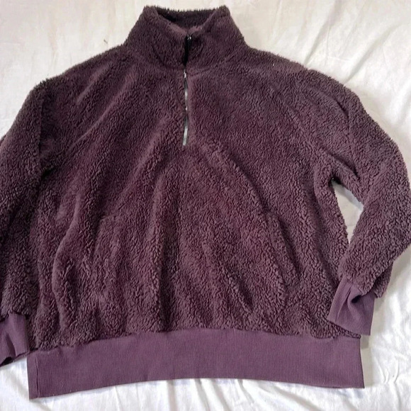 Vogo Athletics burgundy quarter zip fleece size large - Picture 1 of 6